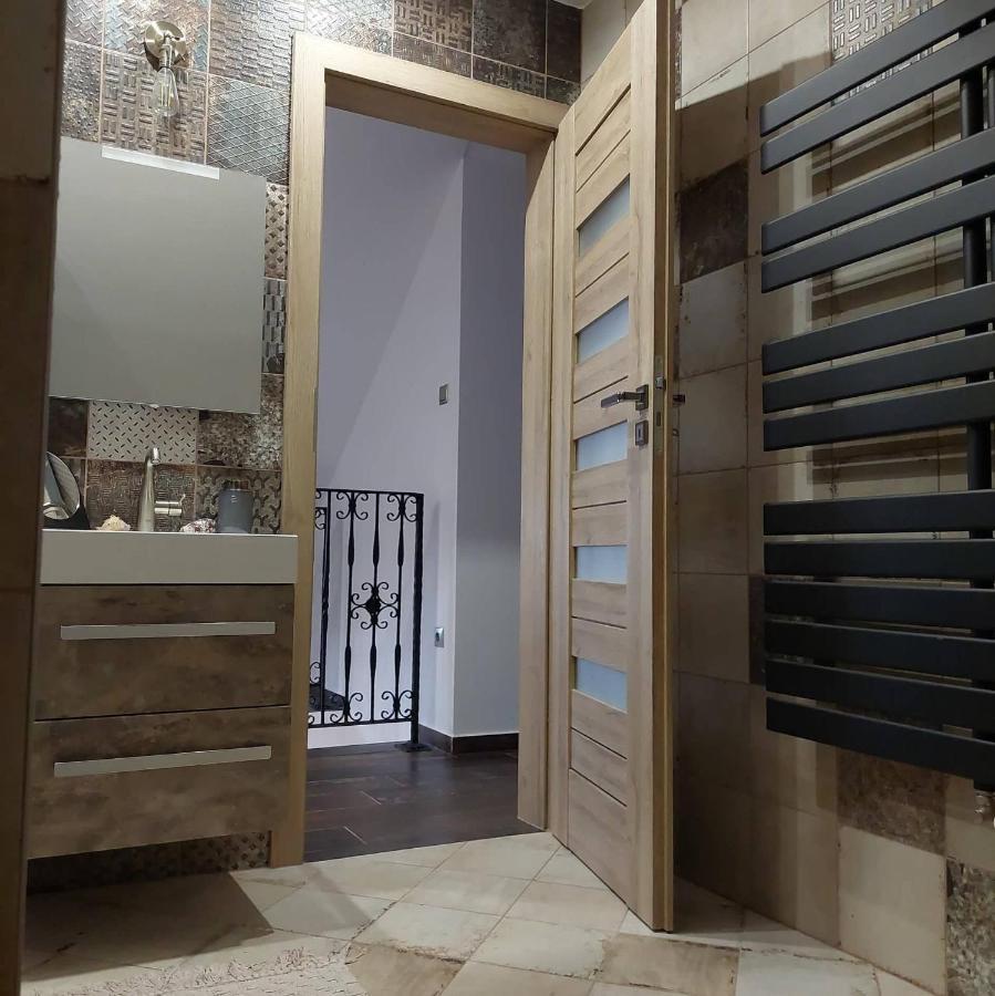 Dr Becsey Luxury Apartman Bekescsaba Exteriér fotografie