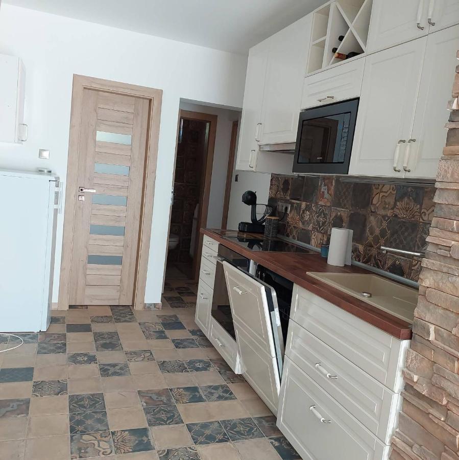 Dr Becsey Luxury Apartman Bekescsaba Exteriér fotografie